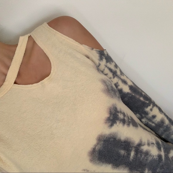 mrsalliexo Tops - MRSALLIEXO
